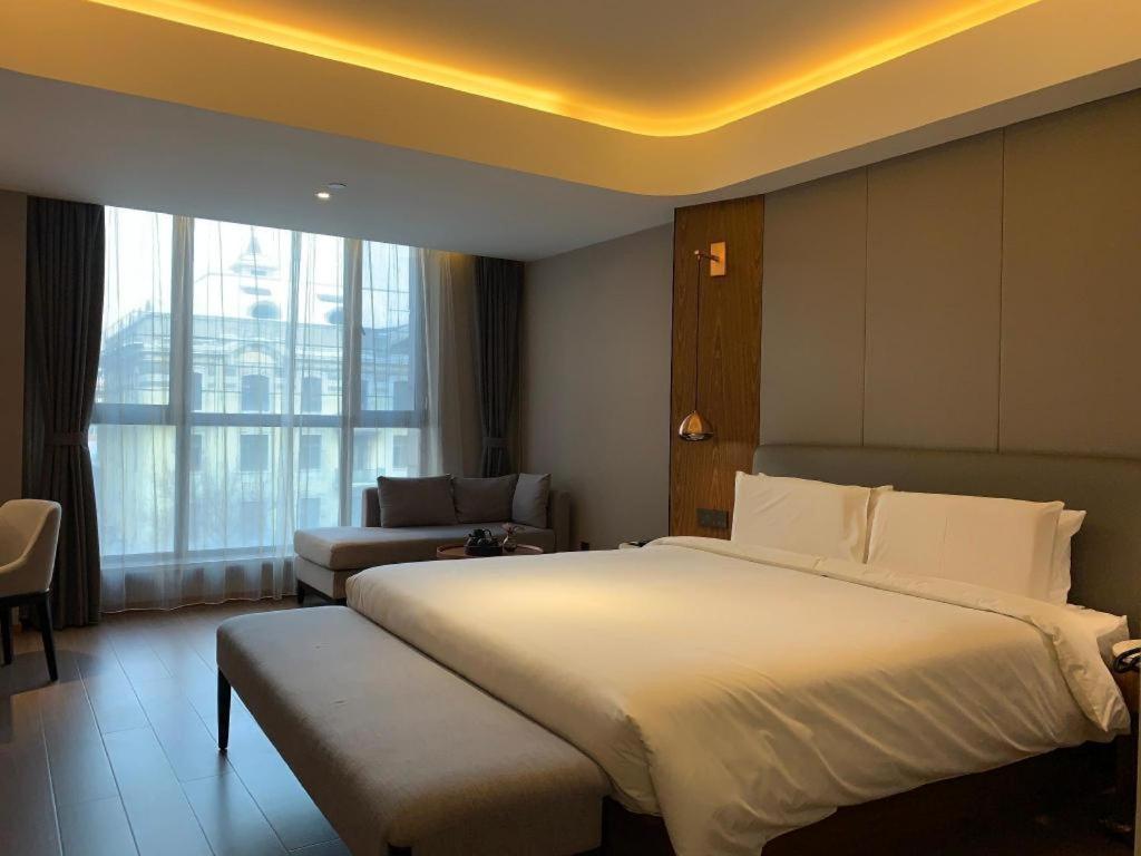 Hotel Yitel Collection Collection Harbin Railway Station Post Square Qiulin Extérieur photo